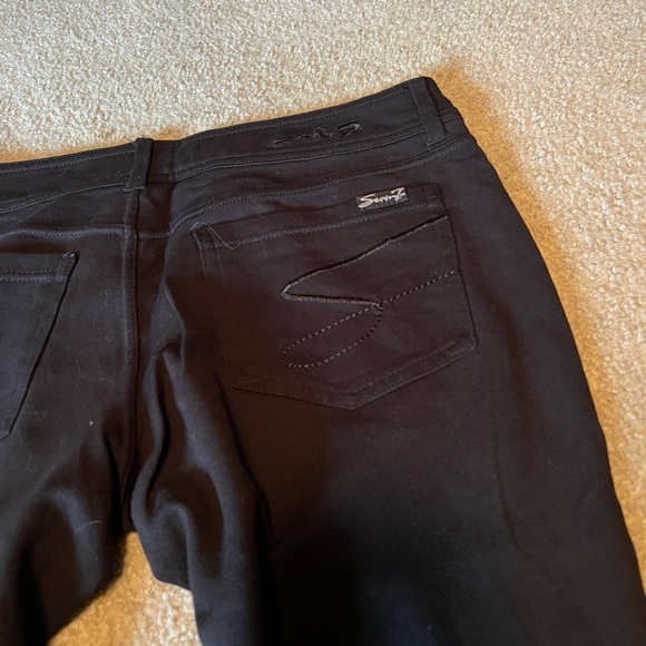 NWOT black Seven 7 stretchy and skinny pants - Picture 3 of 4